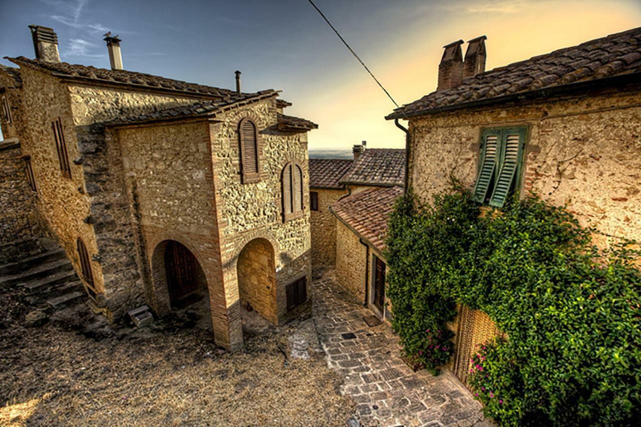 Апартаменти Casalevecchio Казале-Маріттімо Екстер'єр фото